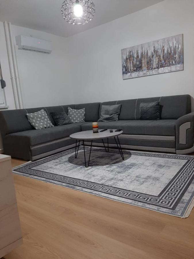 Appartamento Bilino Polje Zenica Esterno foto